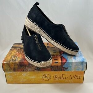 Bella vita wedge shoes